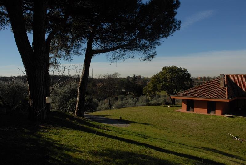 Tenuta con villa padronale 10
